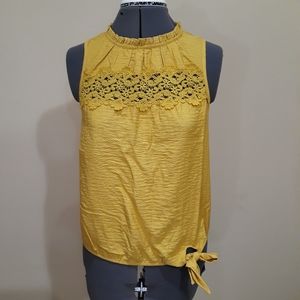 Hem & Thread S Sleeveless Blouse Lace Accent Yellow